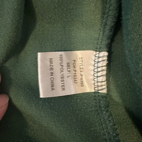 🌼Fleece Green Shacket🌼 - Picture 5 of 5